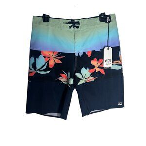 Billabong Swim Trunks Pro Performance Boys Size 30 Floral Boardshorts NEW